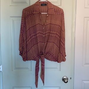 Manaola button down top size S/M